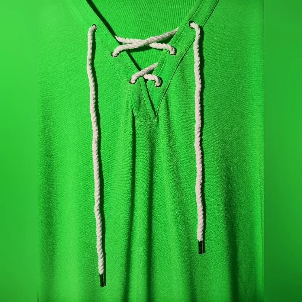 Slimfactor Vibrant Green Lace-Up Top